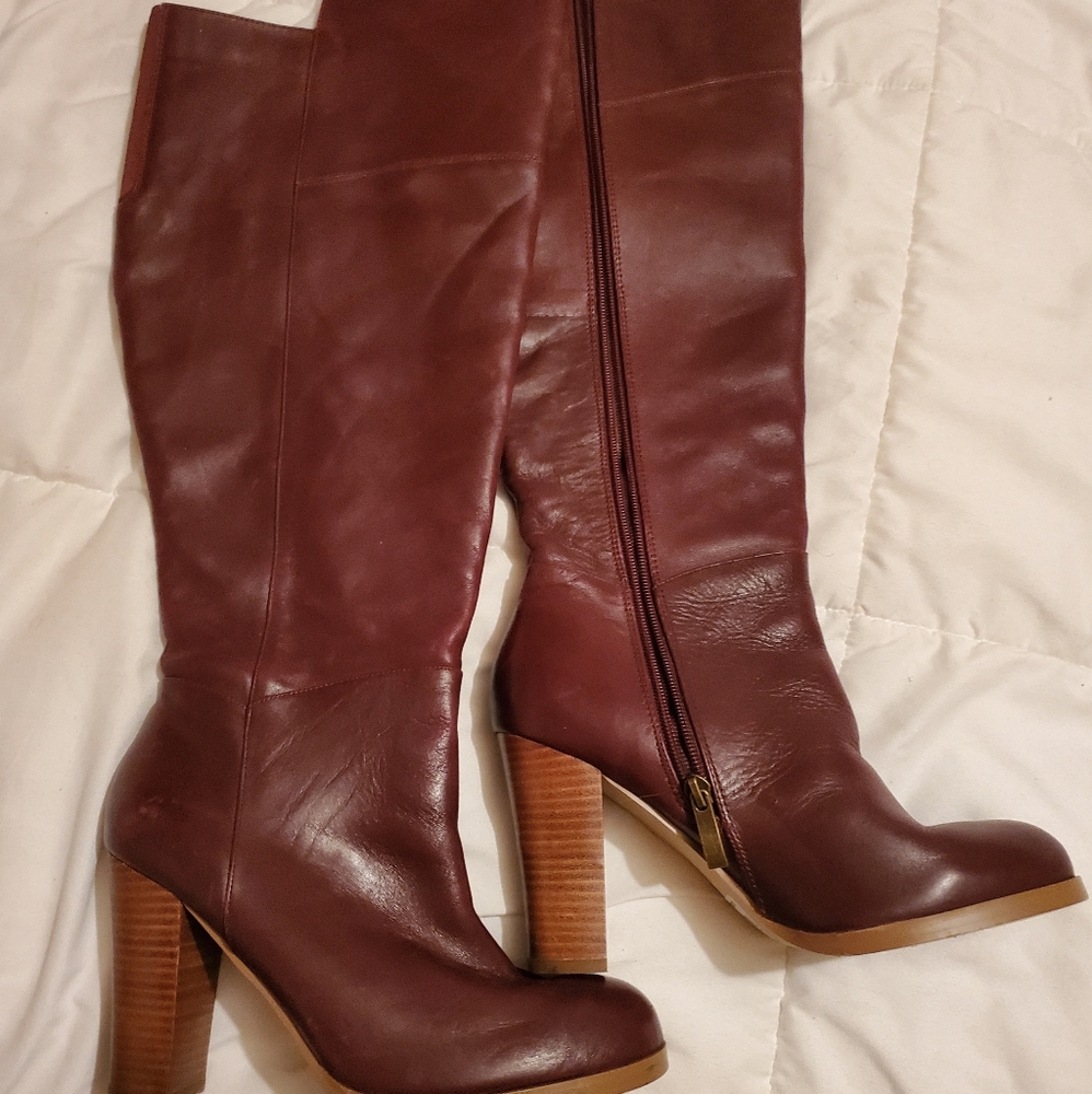 Size 8w over the knee boots